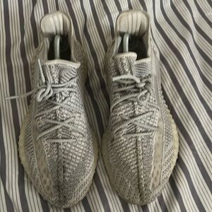 Yeezy Boost 350 V2 “Bone”